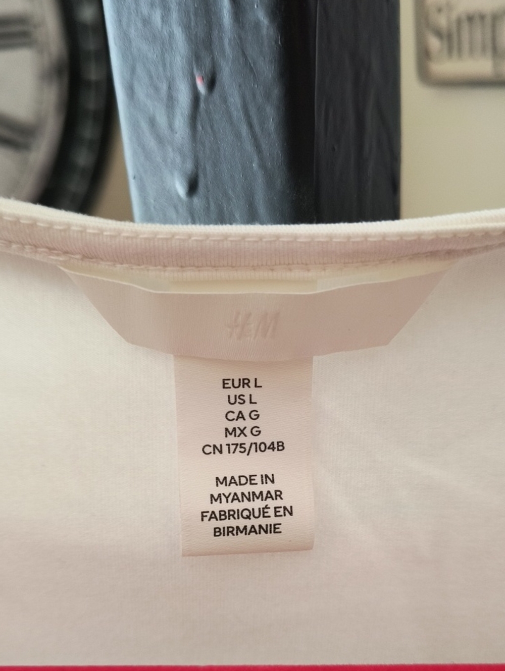 H&M Top - Picture 3 of 3